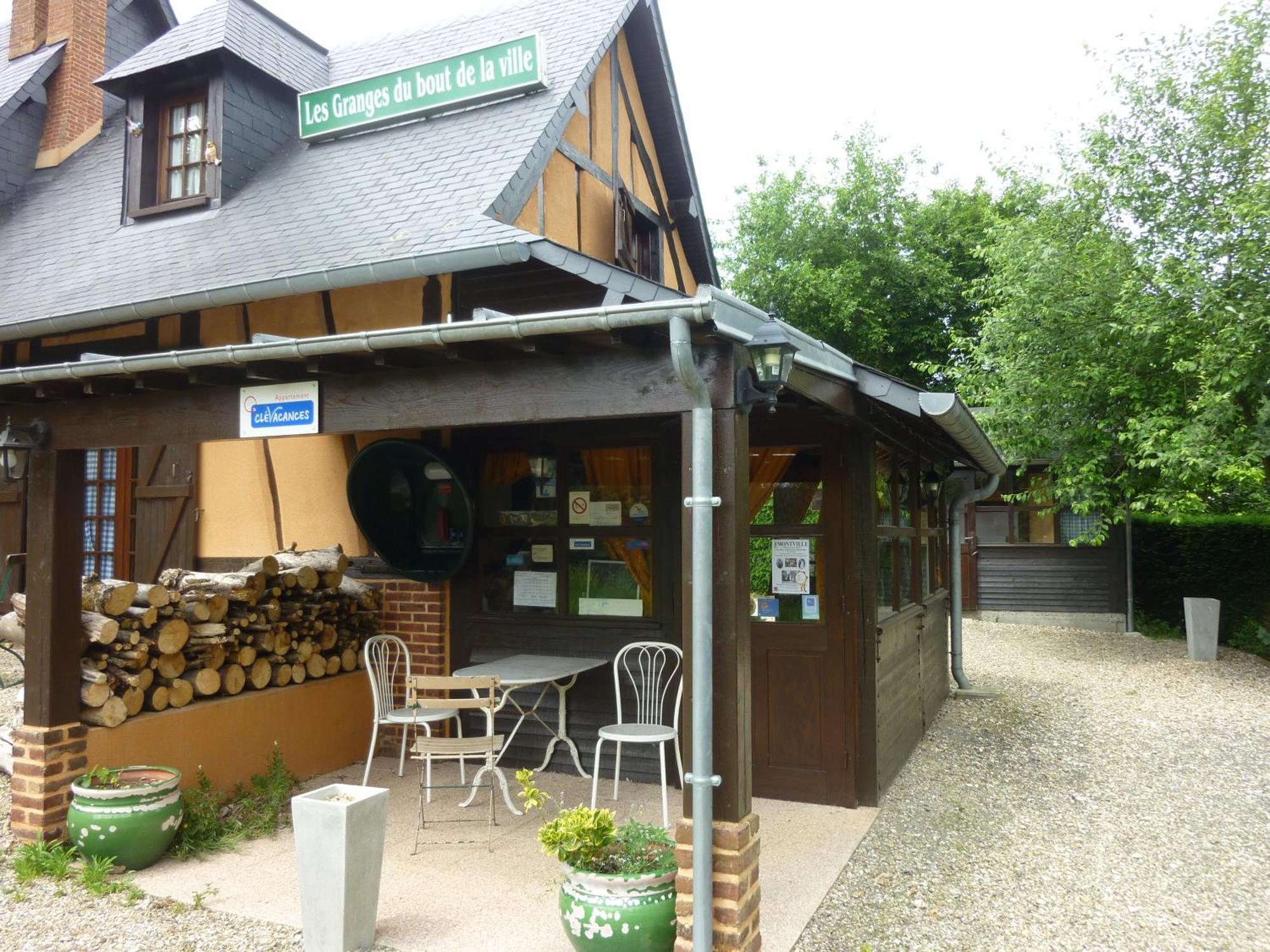 Les Granges Du Bout De La Country house
